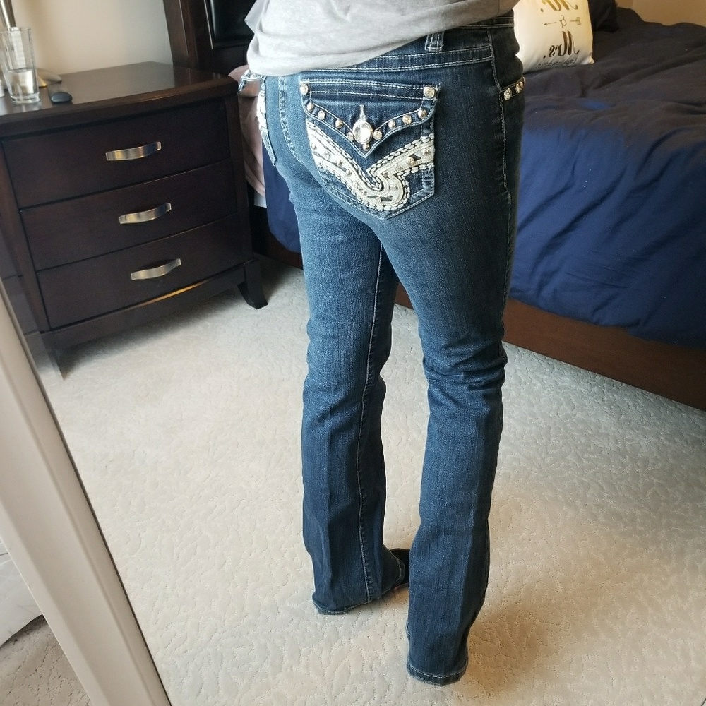 Jeans - Picture 2 of 4